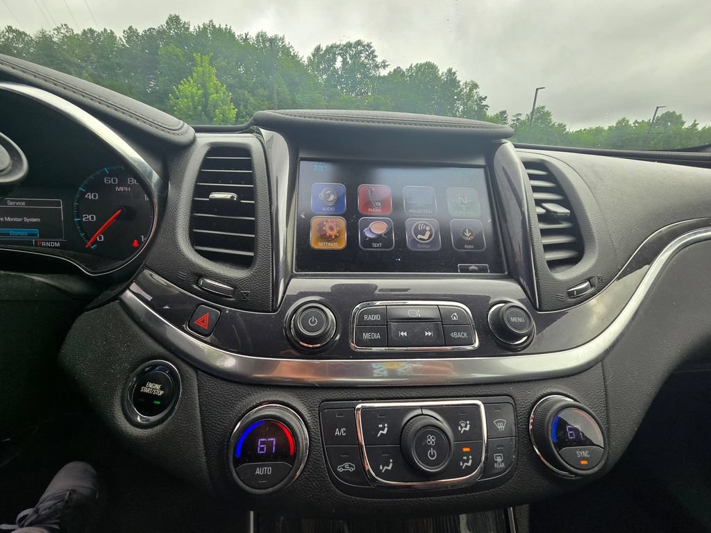 Used 2018 Chevrolet Impala LT FWD image 28