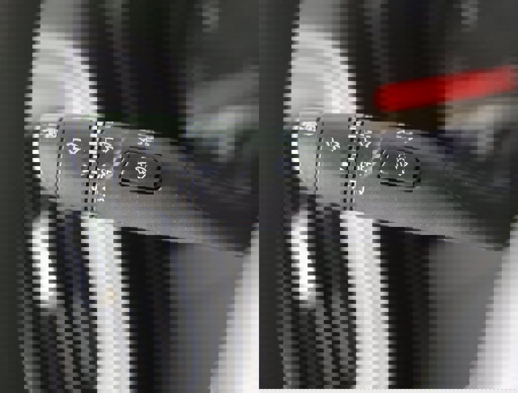 New 2026 GMC Sierra 2500 Pro w/ Convenience Package image 21