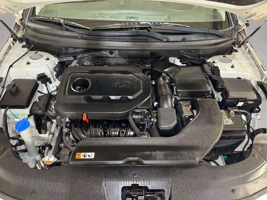 Used 2016 Hyundai Sonata Sport w/ Option Group 1V image 29