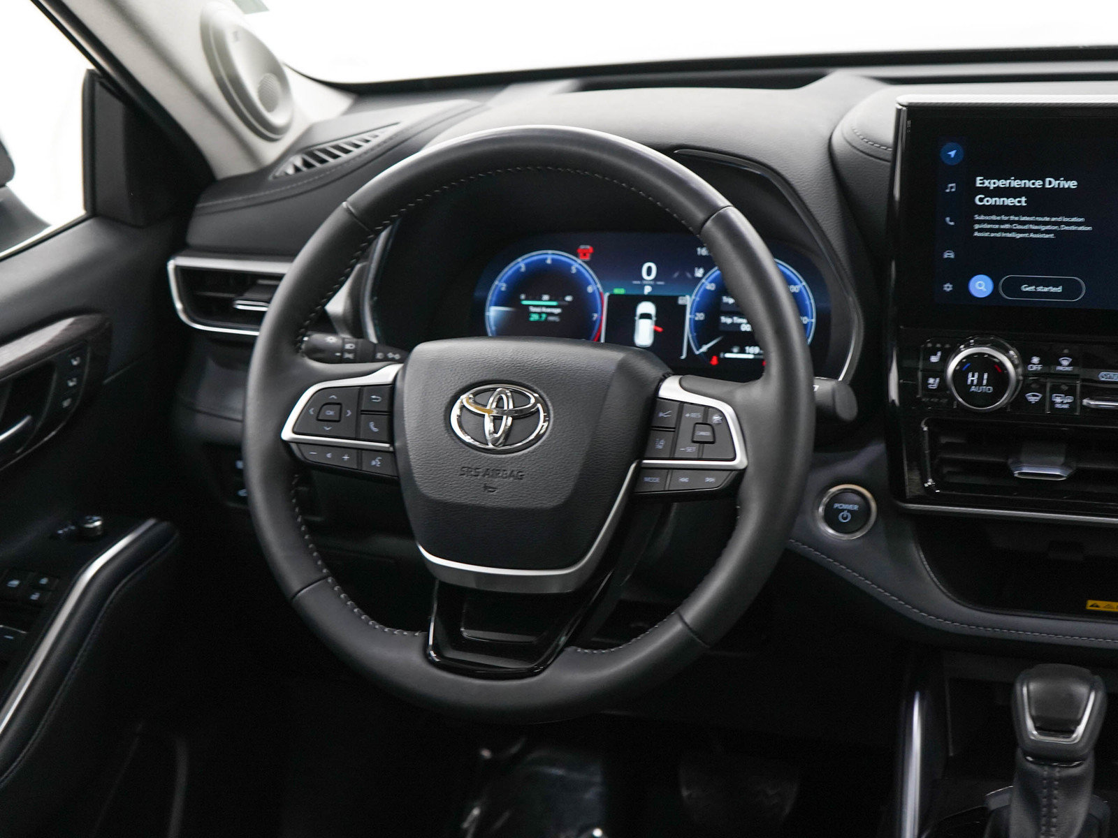 Used 2025 Toyota Highlander Platinum AWD/4WD image 14