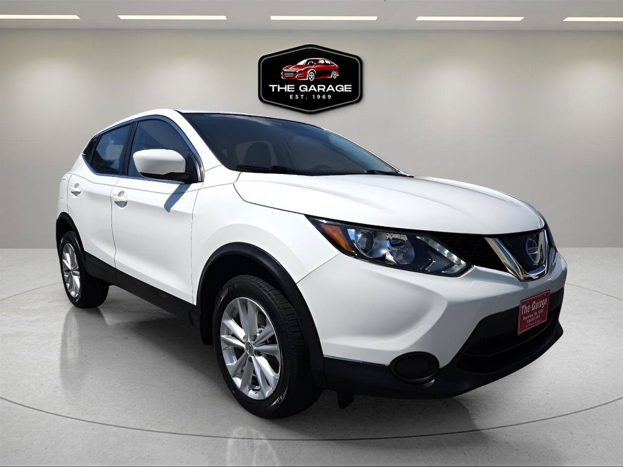 Used 2018 Nissan Rogue Sport S w/ S Appearance Package AWD/4WD image 10