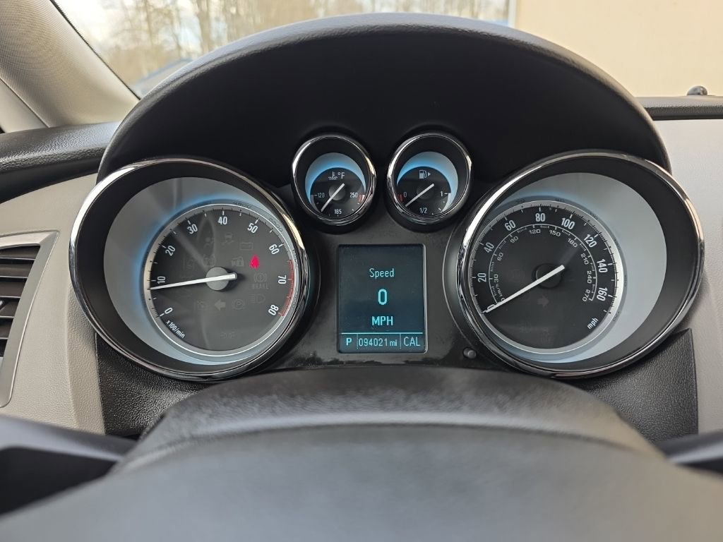 Used 2014 Buick Verano FWD image 18