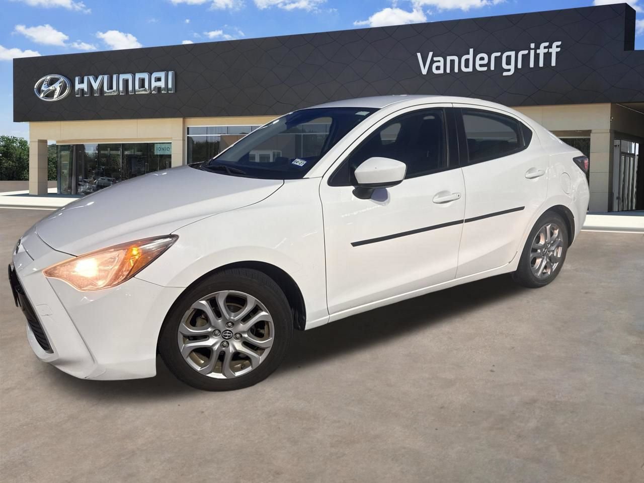 Used 2016 Scion iA FWD image 1