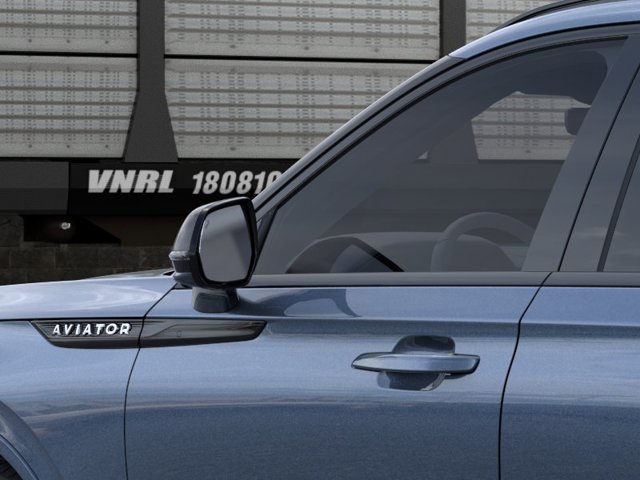New 2026 Lincoln Aviator 2WD w/ Jet Appearance Package image 20
