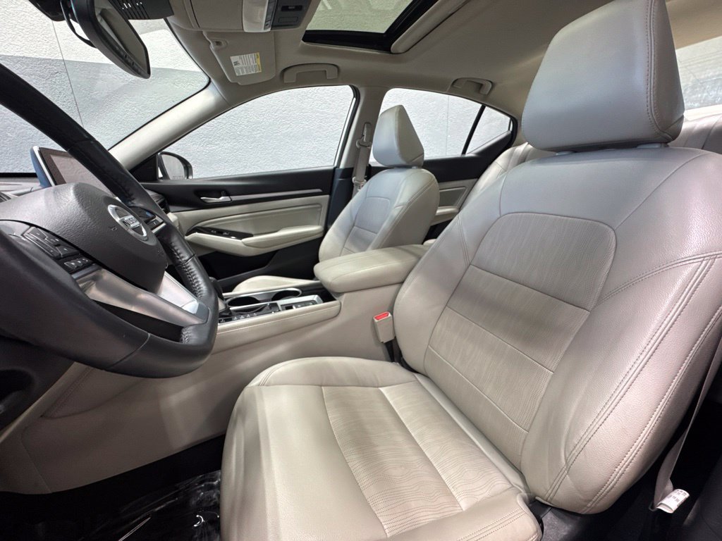 Used 2021 Nissan Altima 2.5 Platinum AWD/4WD image 10