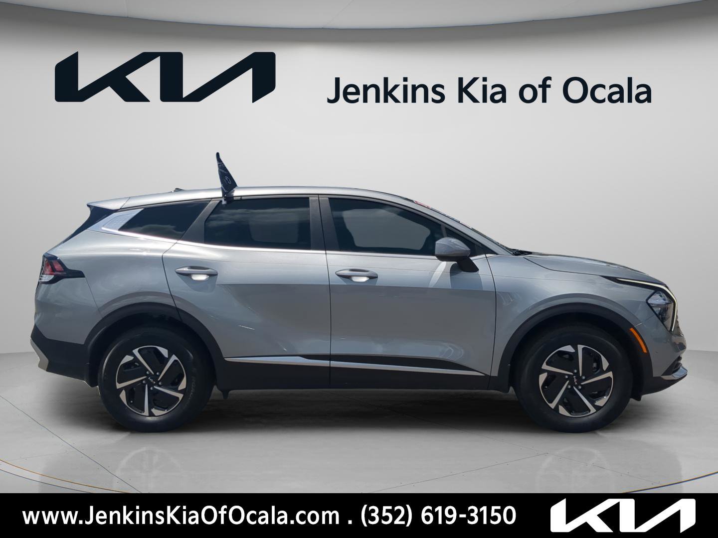Certified 2023 Kia Sportage LX AWD/4WD image 2