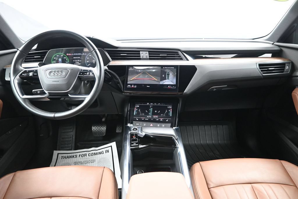 Used 2022 Audi e-tron Premium w/ Convenience Plus Package AWD/4WD image 28