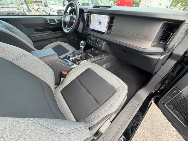 New 2026 Ford Bronco 2-Door AWD/4WD image 19