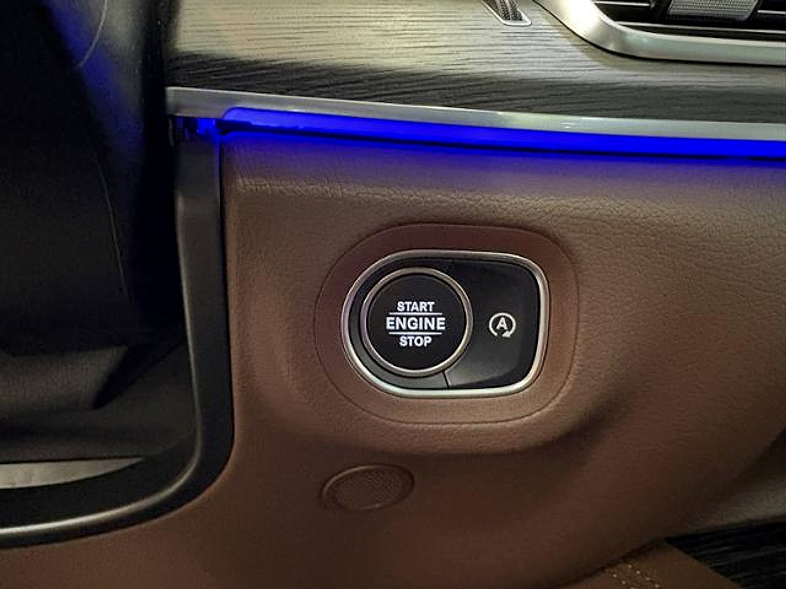 New 2026 Mercedes-Benz GLS 450 4MATIC image 17