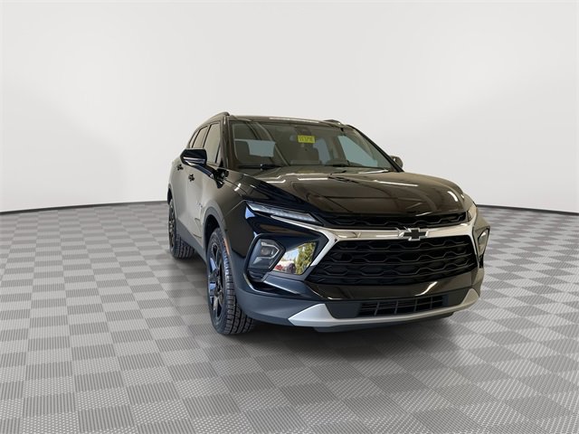Certified 2024 Chevrolet Blazer LT w/ Convenience Package image 3