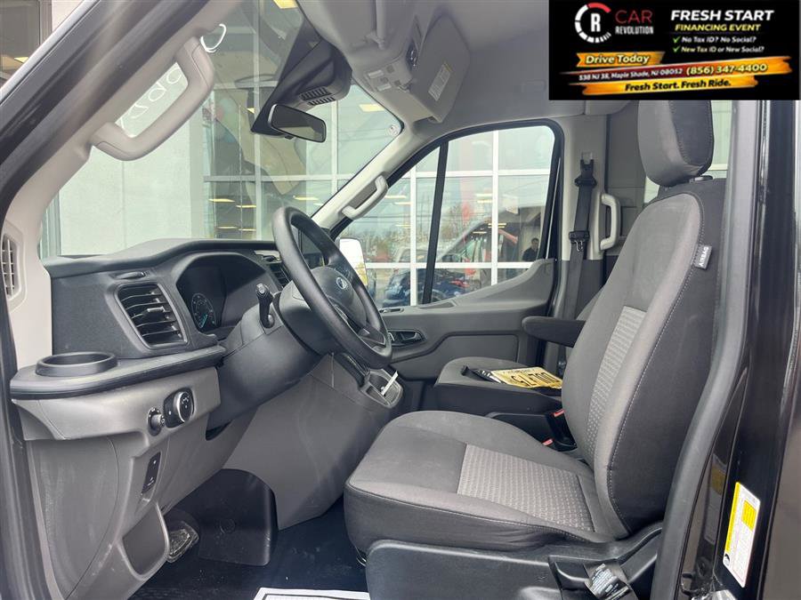 Used 2025 Ford Transit 350 XLT image 12