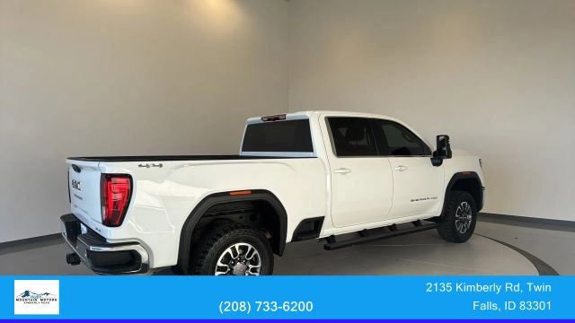 Used 2025 GMC Sierra 2500 SLE image 9