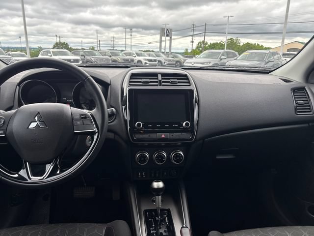 Used 2024 Mitsubishi Outlander Sport AWD image 12