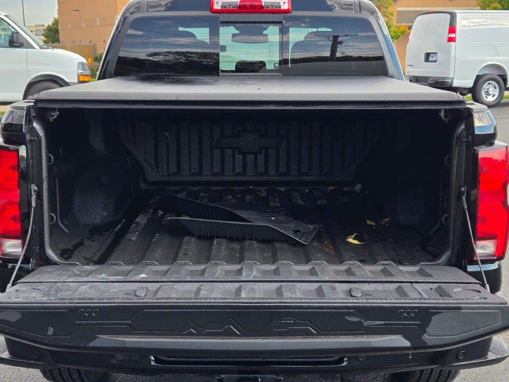 Used 2026 Chevrolet Colorado LT w/ LT Convenience Package AWD/4WD image 13
