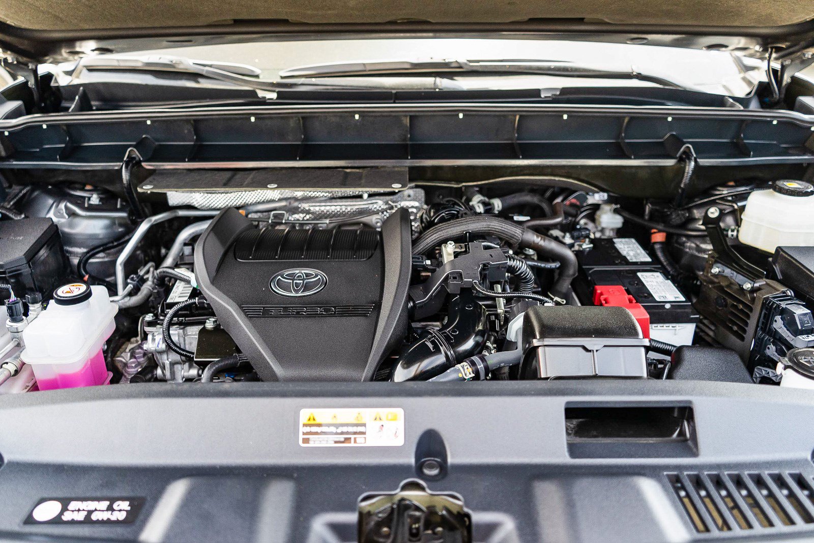 Certified 2025 Toyota Highlander LE AWD/4WD image 29