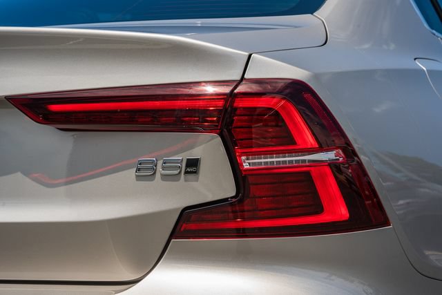 Certified 2023 Volvo S60 B5 Ultimate AWD/4WD image 7