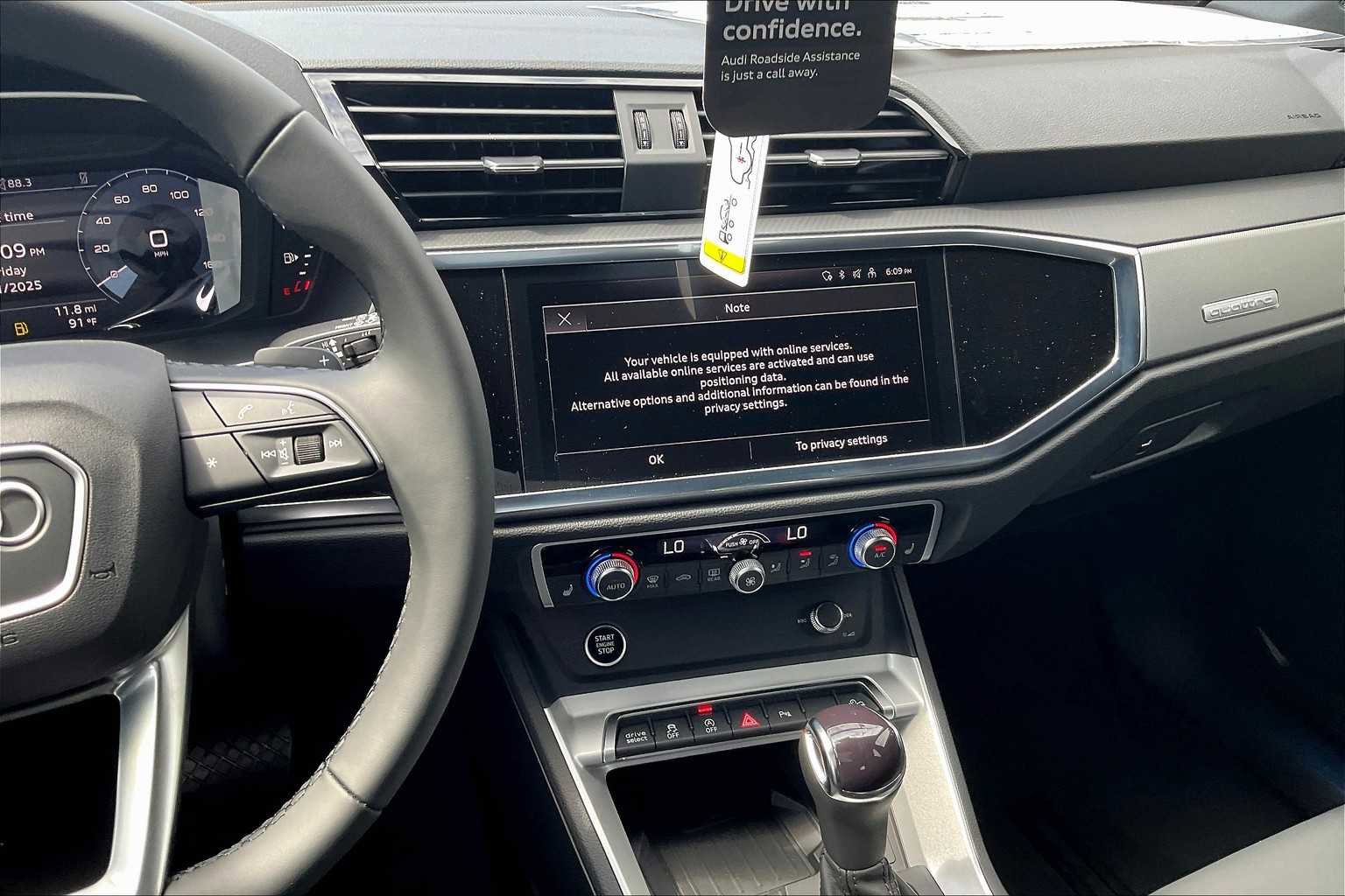 New 2025 Audi Q3 2.0T Premium w/ Convenience Package AWD/4WD image 6