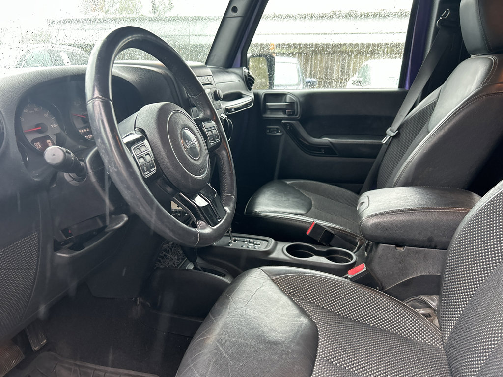 Used 2016 Jeep Wrangler Unlimited Sahara image 5