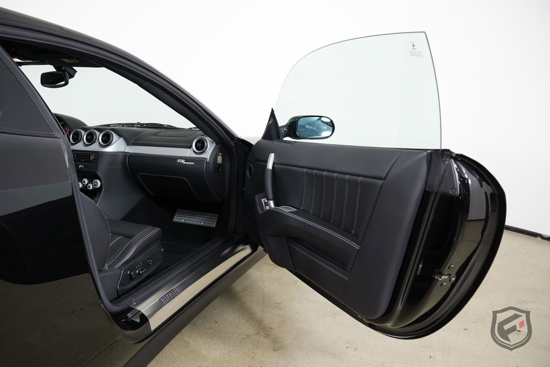 Used 2007 Ferrari 612 Scaglietti image 27