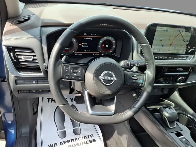 Used 2023 Nissan Rogue Platinum image 22