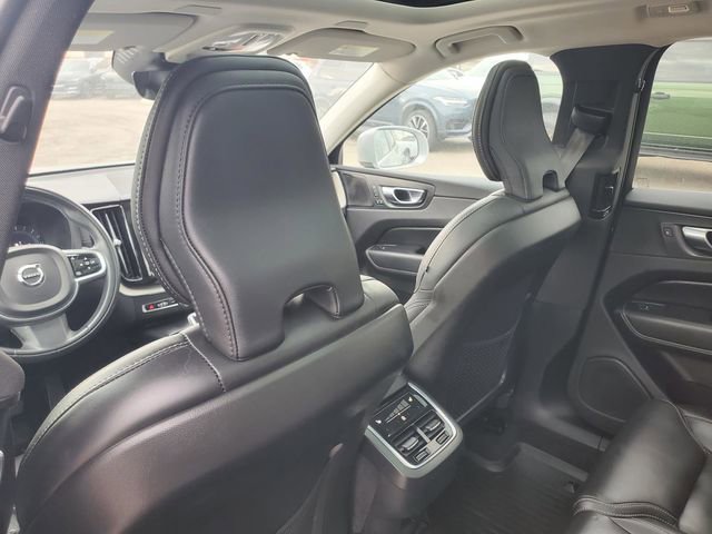 Certified 2022 Volvo XC60 B5 Inscription image 28