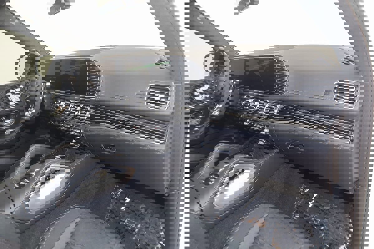 Used 2024 Mercedes-Benz GLE 53 AMG 4MATIC Coupe image 60