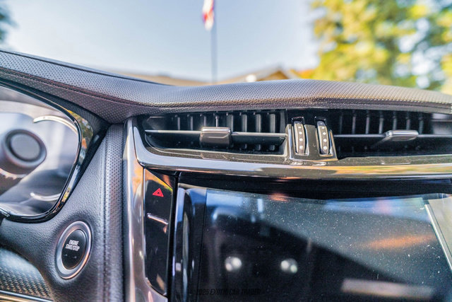 Used 2018 Cadillac CTS V w/ Luxury Package image 23