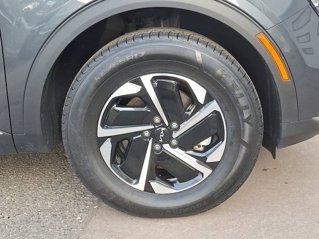 Used 2023 Kia Sportage LX image 33