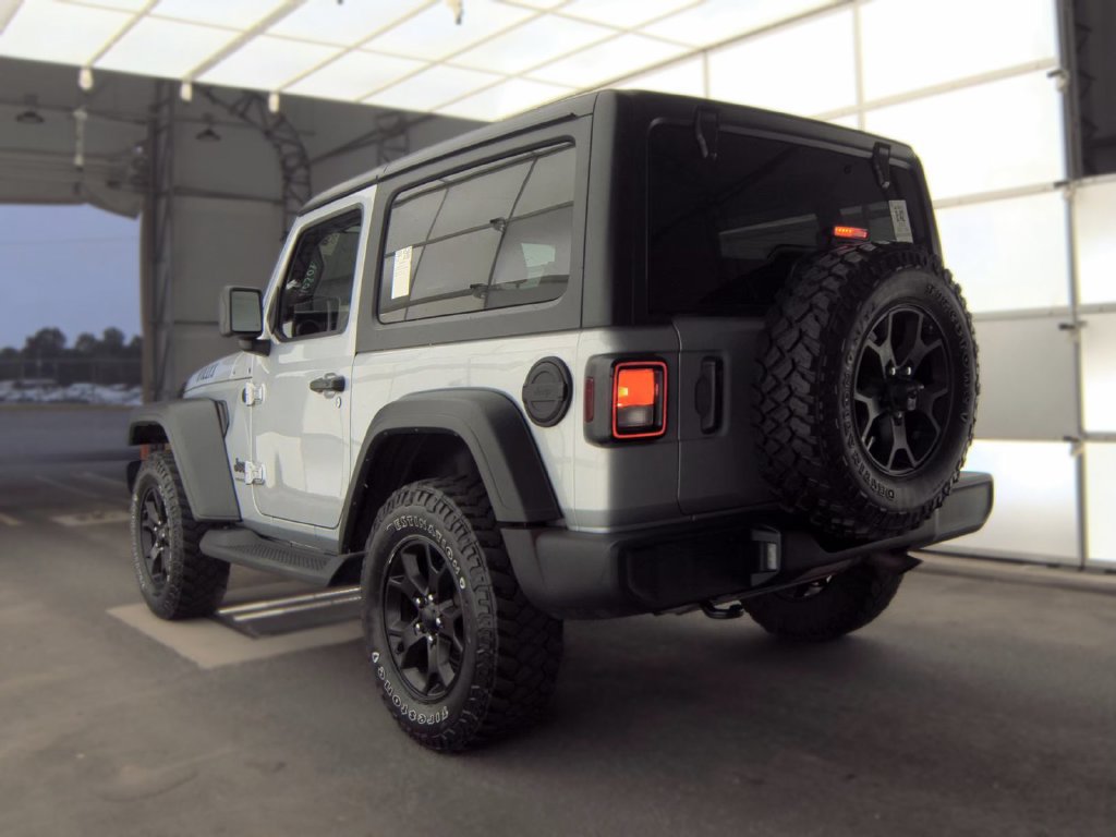 Used 2022 Jeep Wrangler Sport AWD/4WD image 4