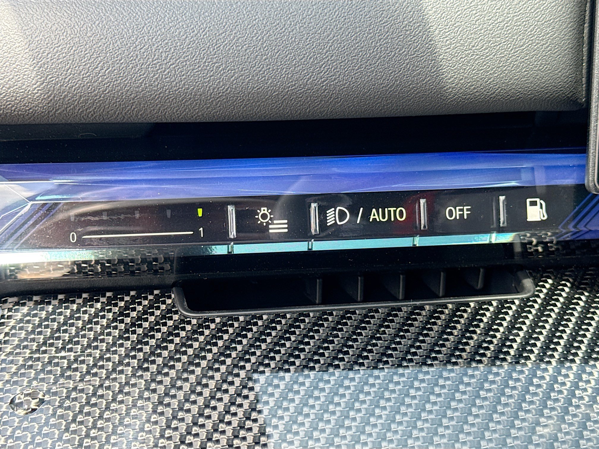 New 2027 BMW M5 w/ Carbon Package AWD/4WD image 35