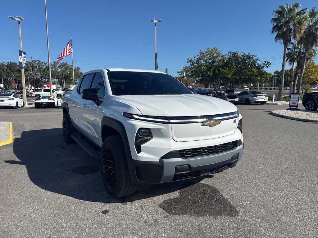 Used 2026 Chevrolet Silverado EV LT image 5