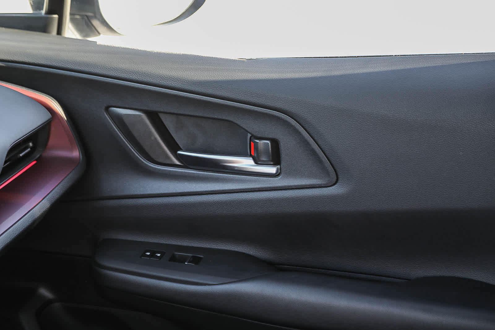 Used 2024 Toyota Prius Prime Premium w/ Advanced Technology Package image 21