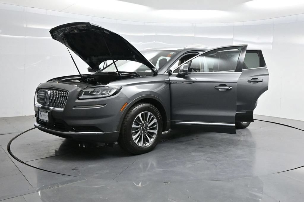 Used 2023 Lincoln Nautilus FWD w/ Premium Package image 49