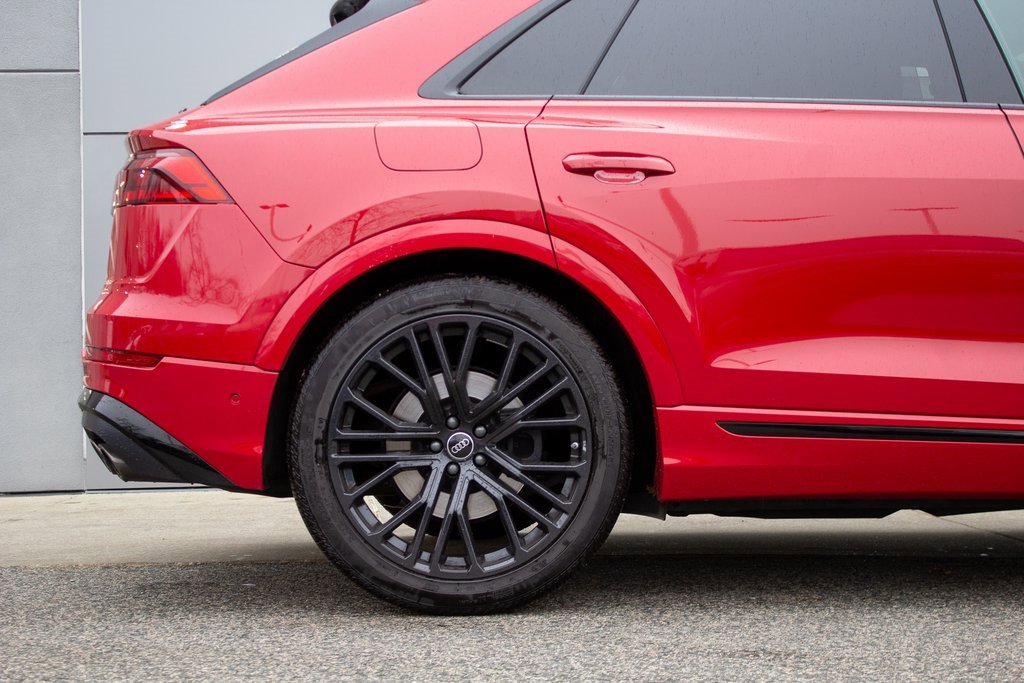 Used 2025 Audi SQ8 Prestige w/ Prestige Package image 6