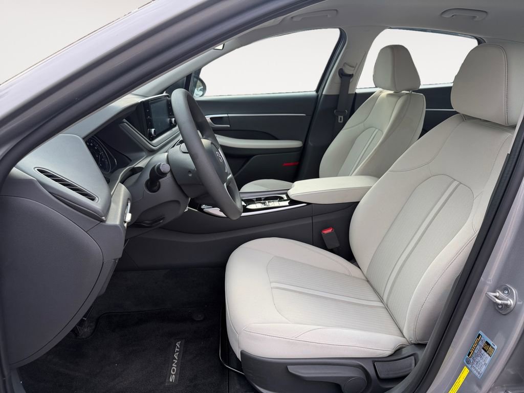 Used 2023 Hyundai Sonata SE image 10