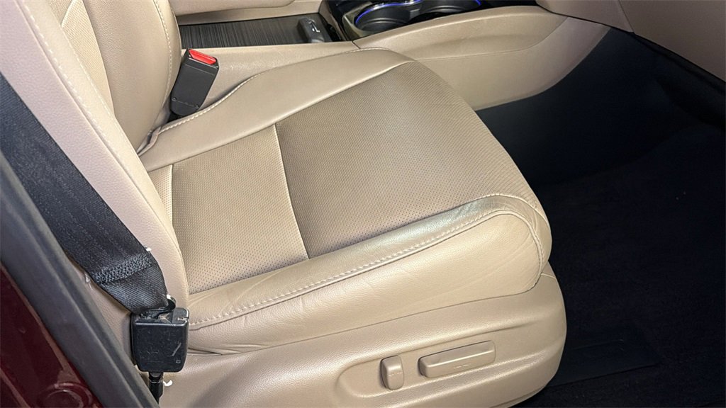 Used 2017 Honda Pilot Elite image 13