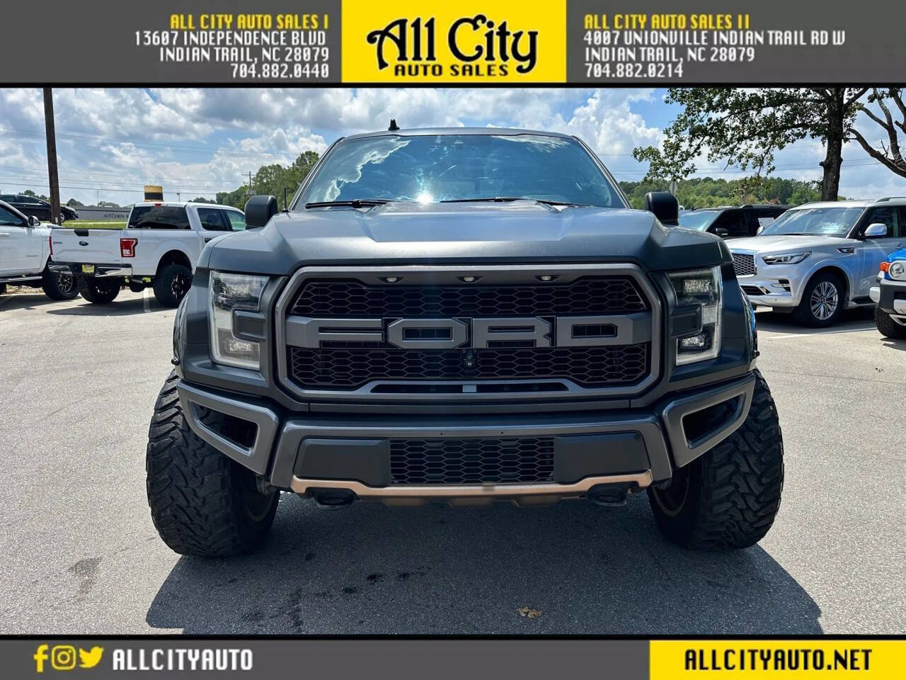 Used 2020 Ford F150 Raptor w/ Equipment Group 802A Luxury AWD/4WD image 2