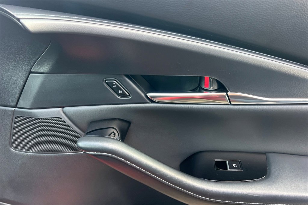 Certified 2025 MAZDA CX-30 AWD 2.5 S w/ Preferred Package image 22