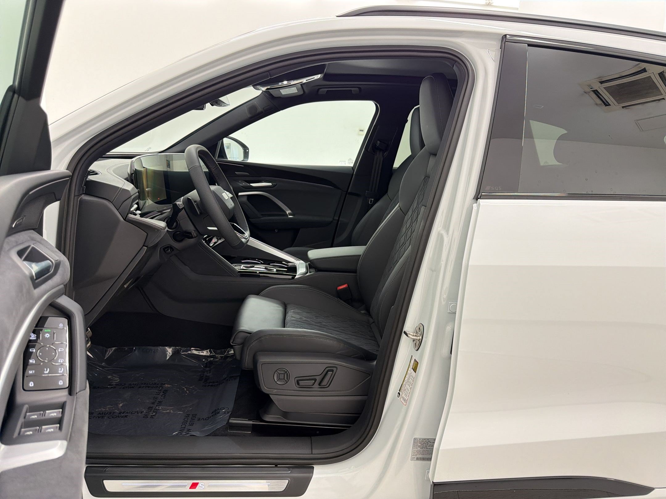 New 2026 Audi SQ5 Premium Plus AWD/4WD image 5