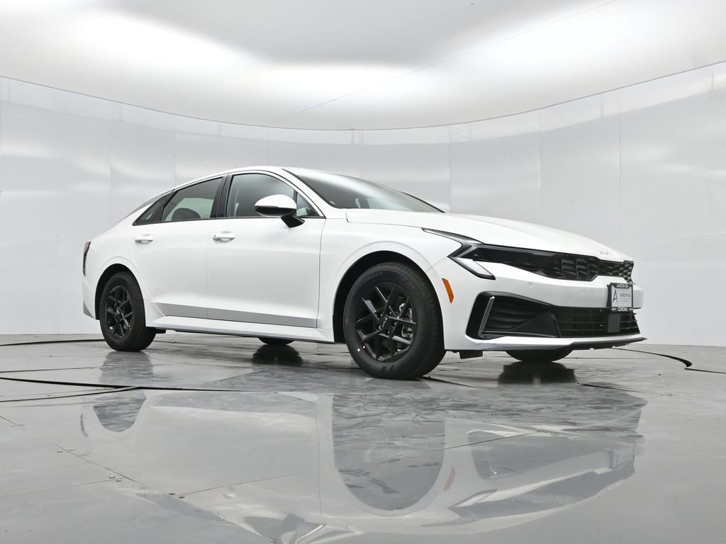 New 2026 Kia K5 LXS FWD image 2