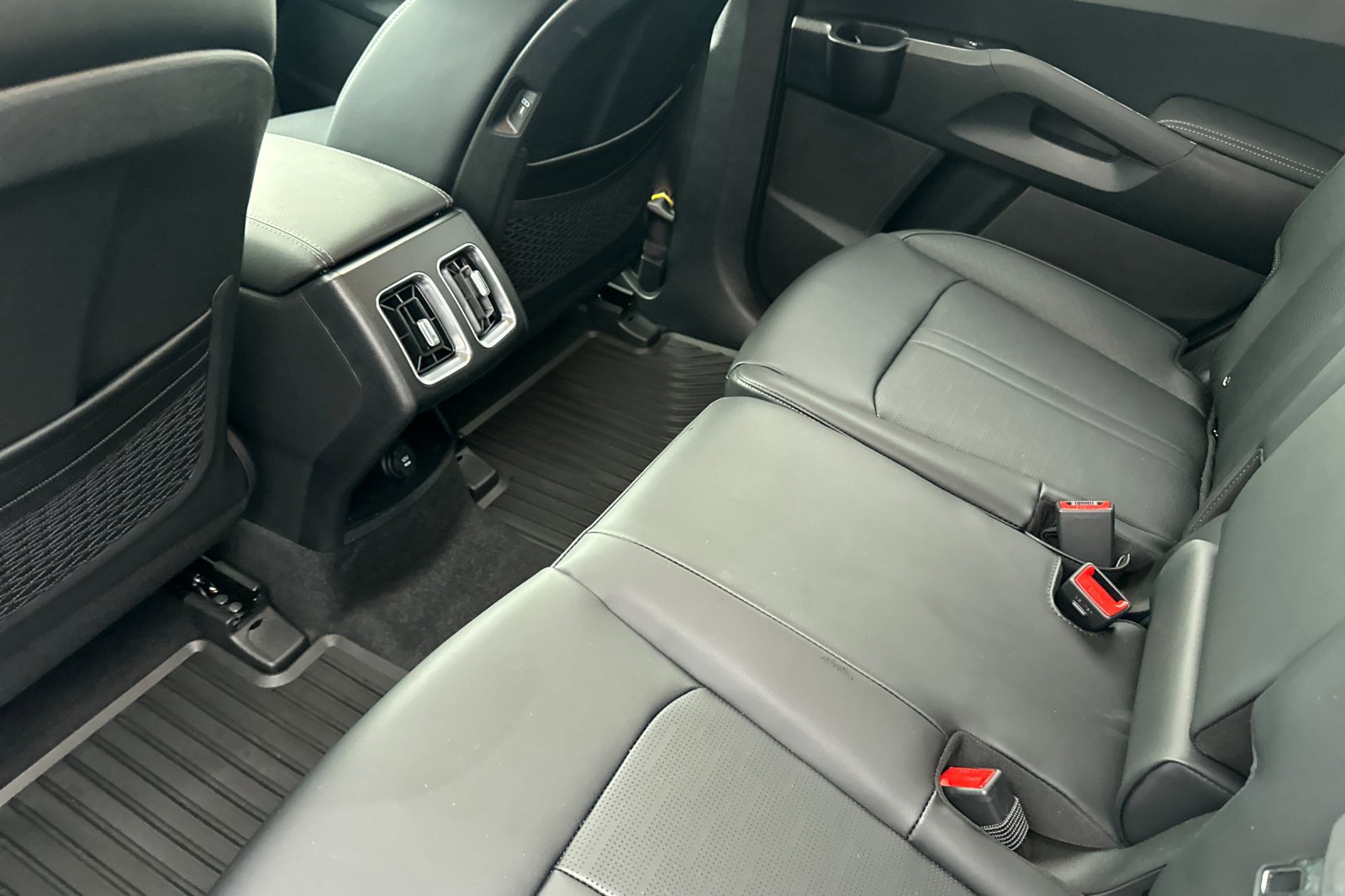 New 2026 Kia Sorento EX image 13