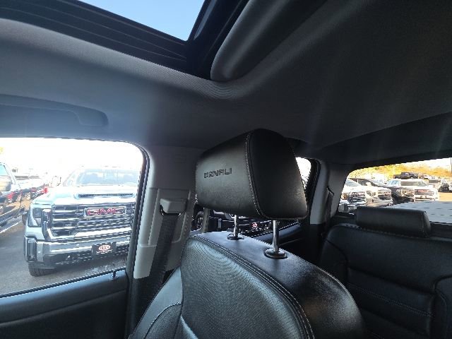 Used 2017 GMC Sierra 3500 Denali w/ Duramax Plus Package AWD/4WD image 28