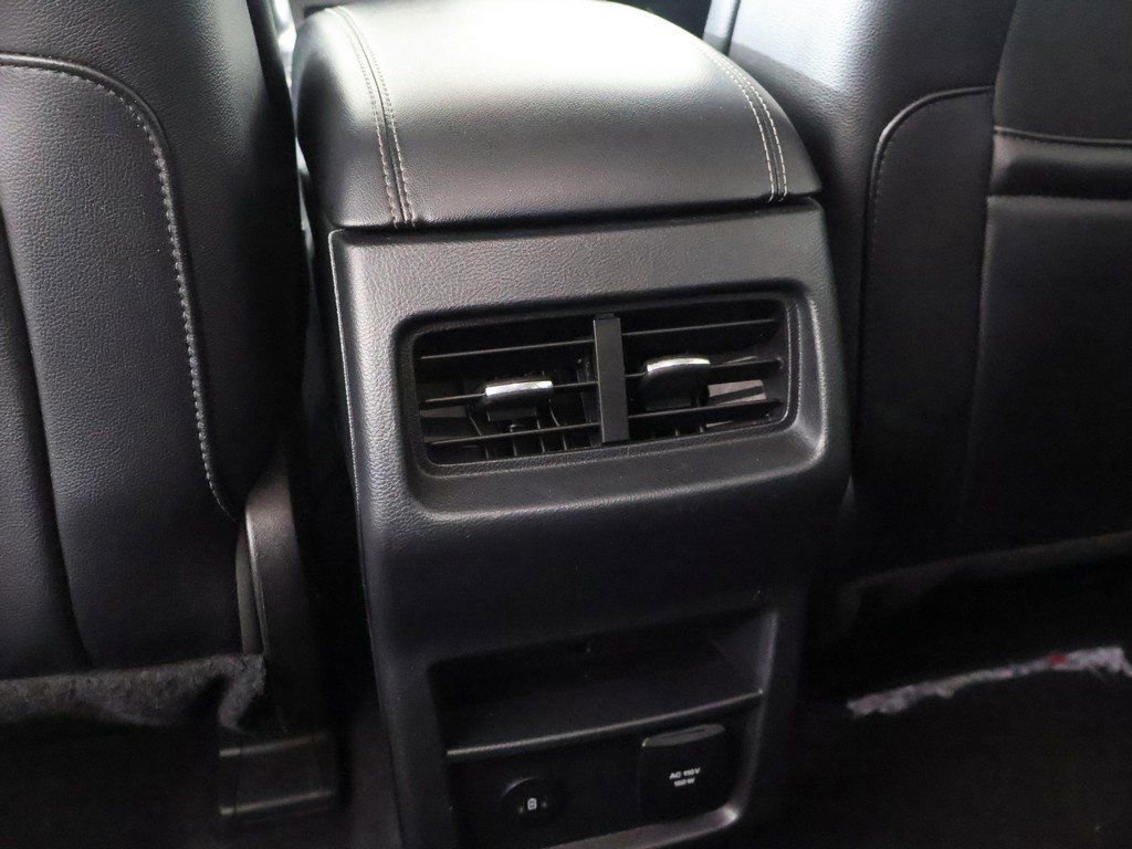 Used 2022 Ford Edge Titanium image 46