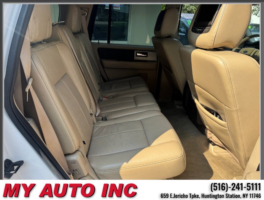 Used 2011 Ford Expedition XLT w/ 202A Rapid Spec Order Code AWD/4WD image 32
