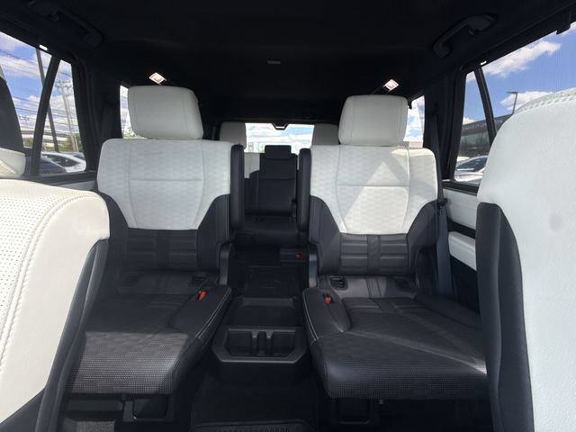 Used 2023 Toyota Sequoia Capstone AWD/4WD image 22