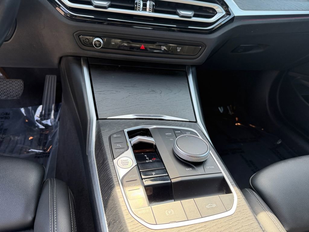 Used 2024 BMW 430i Convertible RWD image 11