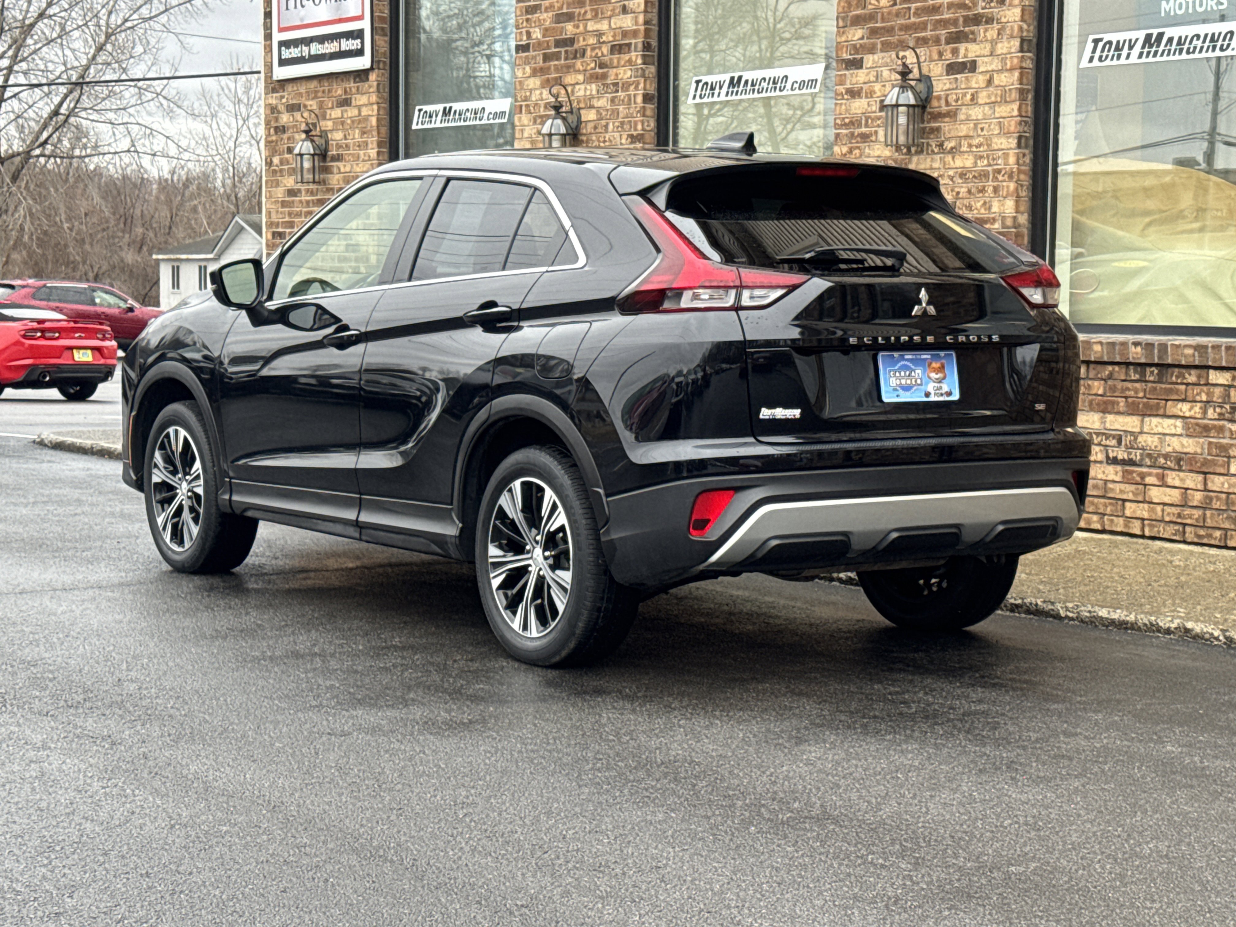 Used 2022 Mitsubishi Eclipse Cross SE image 3
