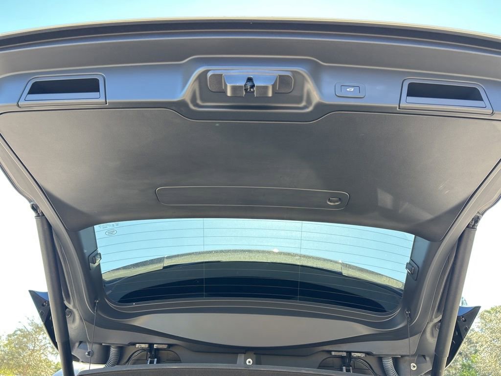 Used 2023 Land Rover Range Rover Evoque R-Dynamic S image 53