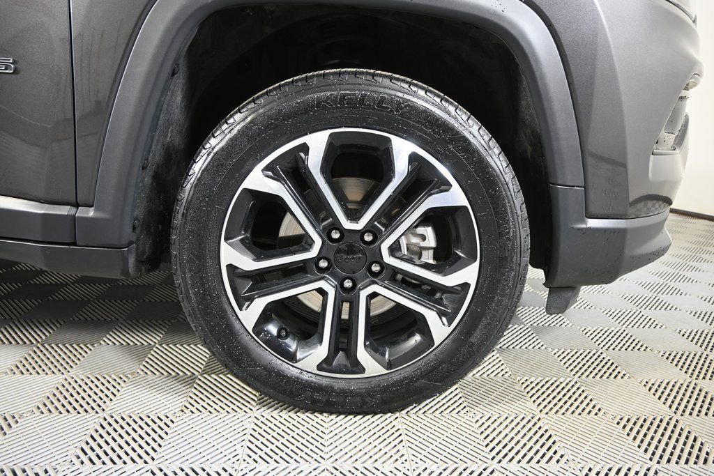 Used 2022 Jeep Compass Limited AWD/4WD image 13