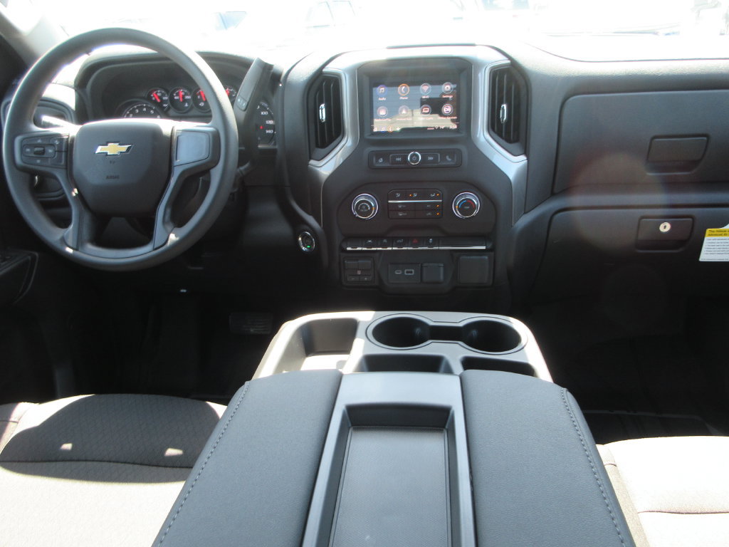 New 2026 Chevrolet Silverado 1500 Custom w/ Turbomax Blackout Package AWD/4WD image 17